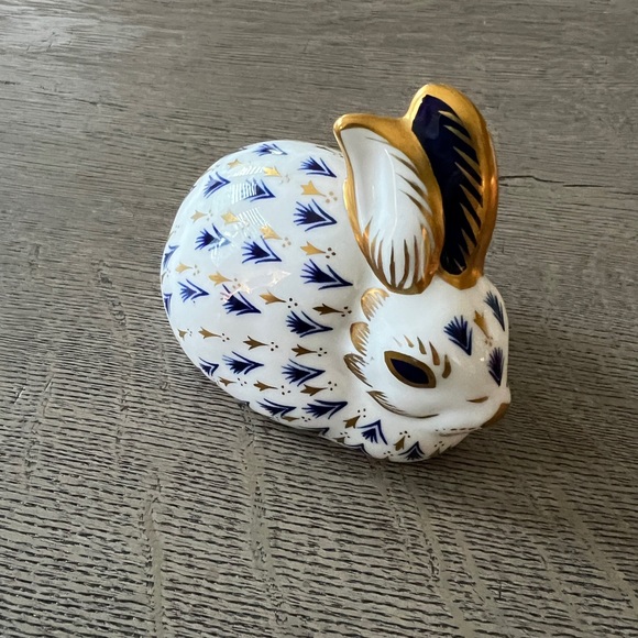 royal derby | Accents | Vintage Royal Crown Derby Rabbit Paperweight ...